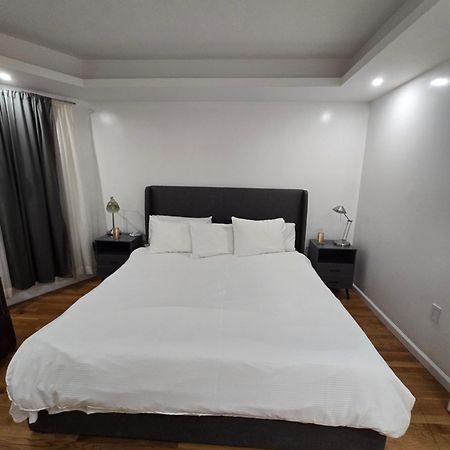 Beautiful Boston Bedroom - New Renovation Exterior foto